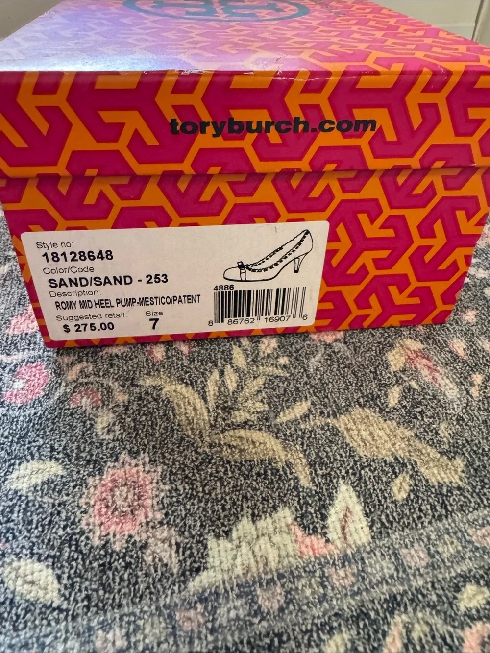 Tory Burch Romy Size 7 Tan Leather Round-Toe Heels with Bow and Logo Plaque